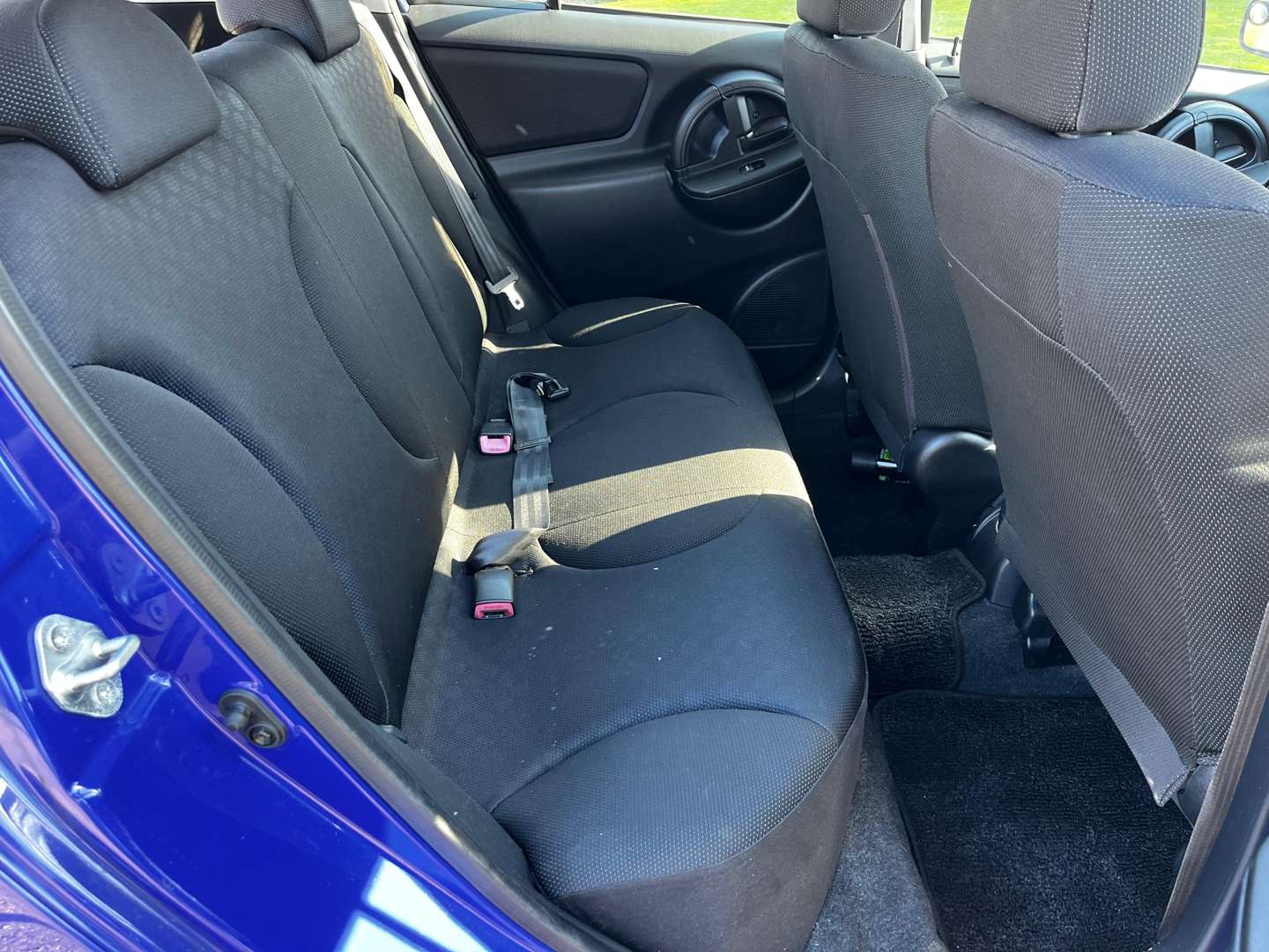 <p>2003 TOYOTA WILL</p>