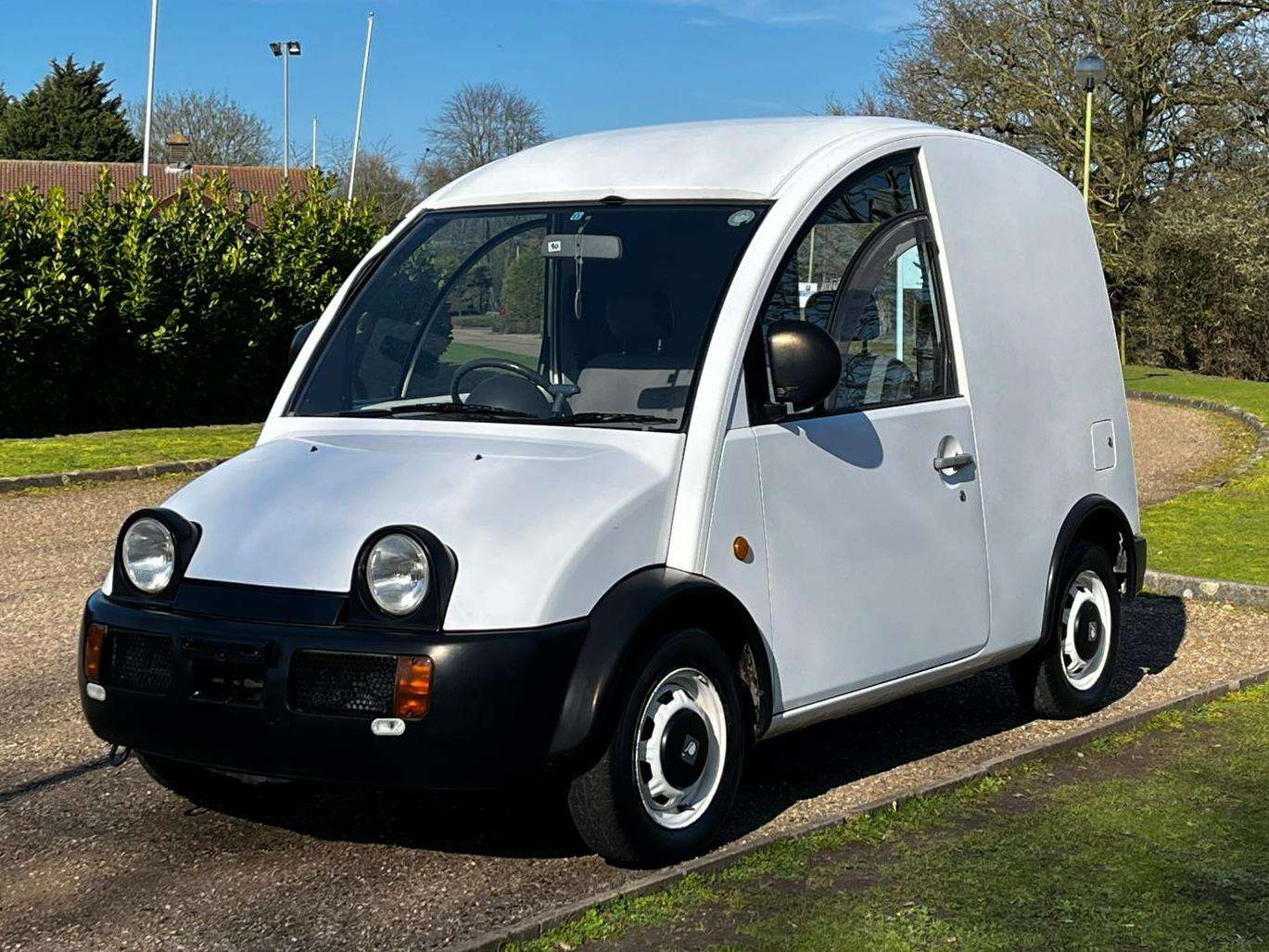 <p>1990 NISSAN S-CARGO</p>