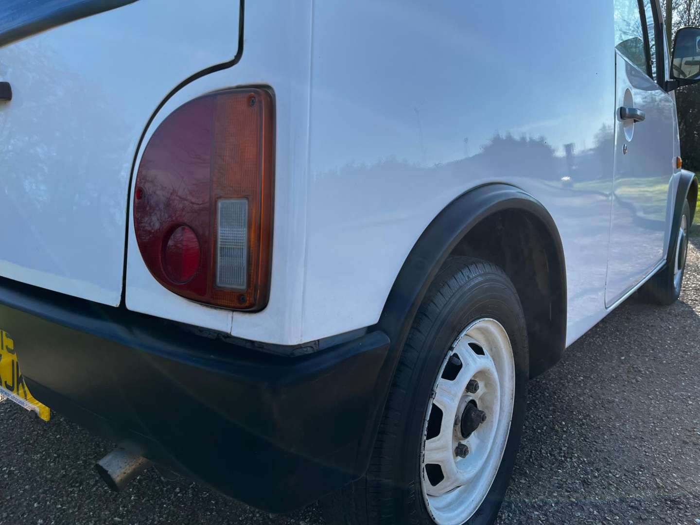 <p>1990 NISSAN S-CARGO</p>