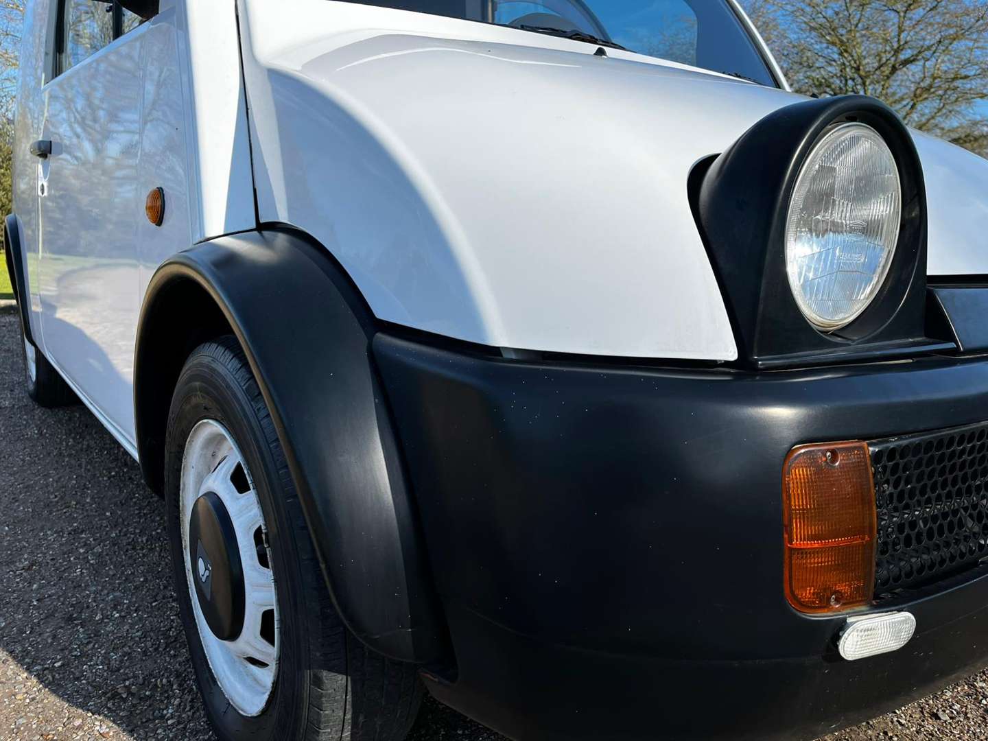 <p>1990 NISSAN S-CARGO</p>