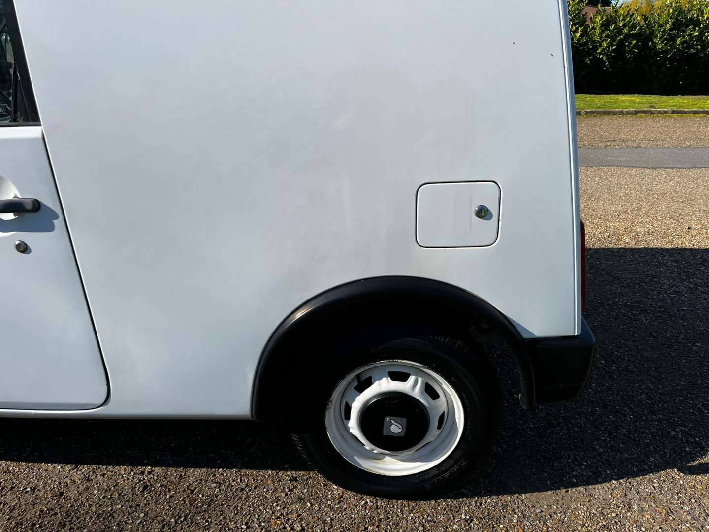 <p>1990 NISSAN S-CARGO</p>