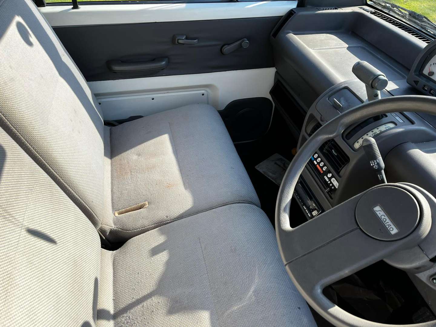 <p>1990 NISSAN S-CARGO</p>