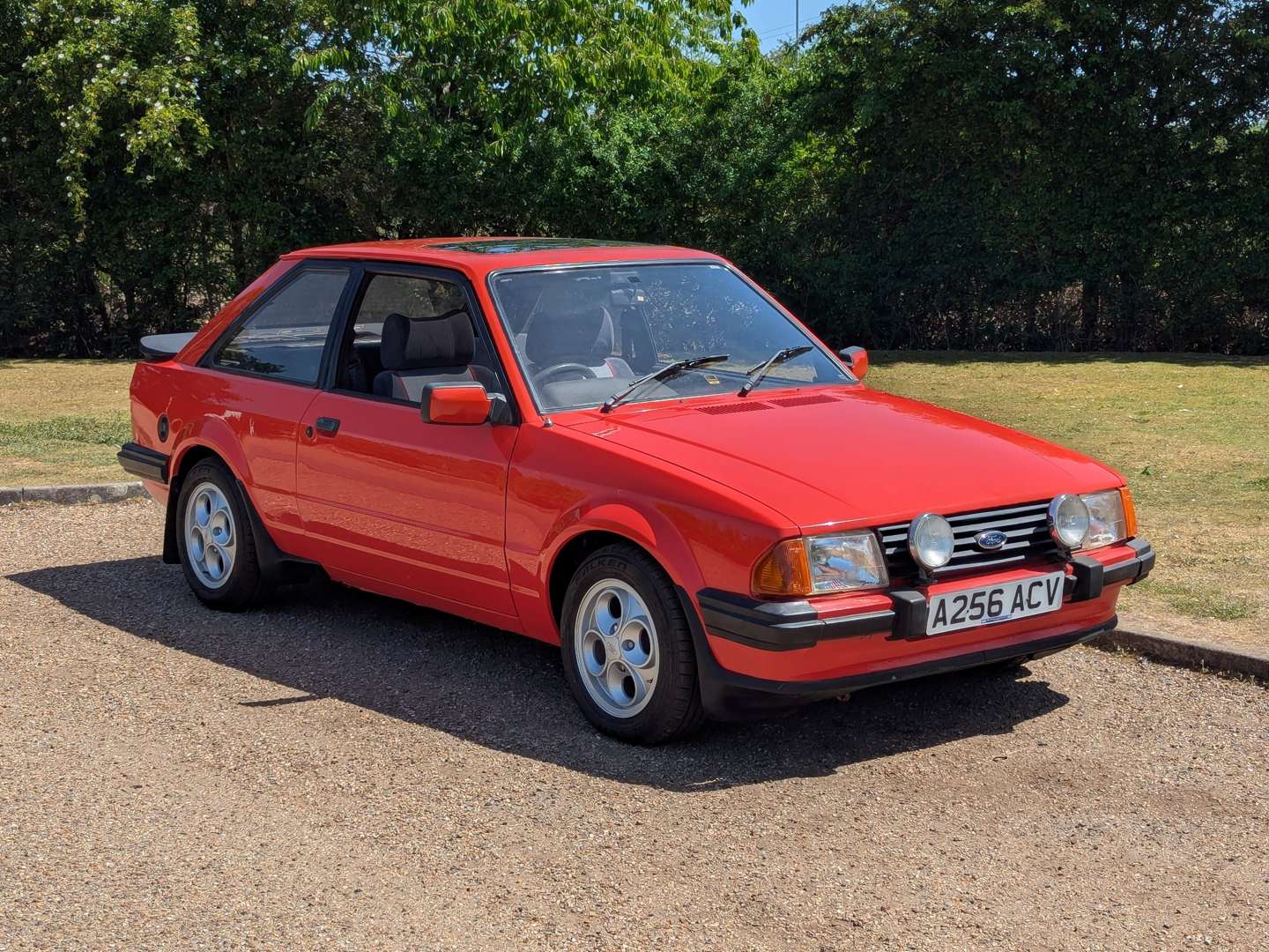 <p>1984 FORD ESCORT XR3I</p>