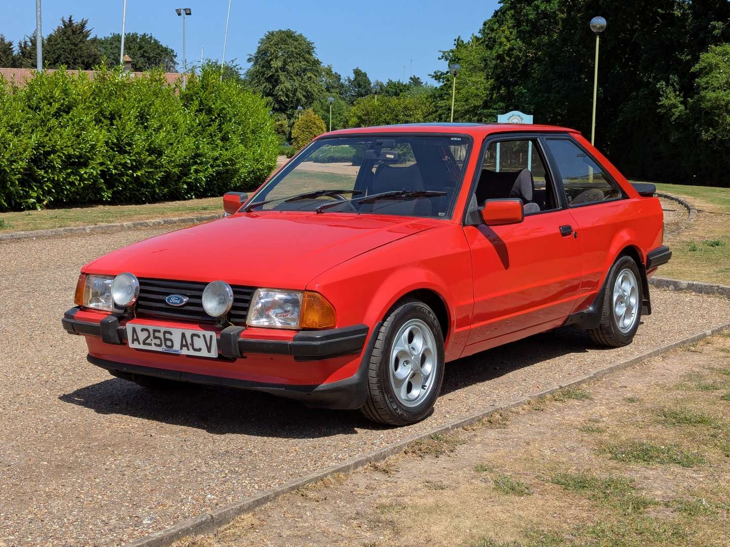 <p>1984 FORD ESCORT XR3I</p>