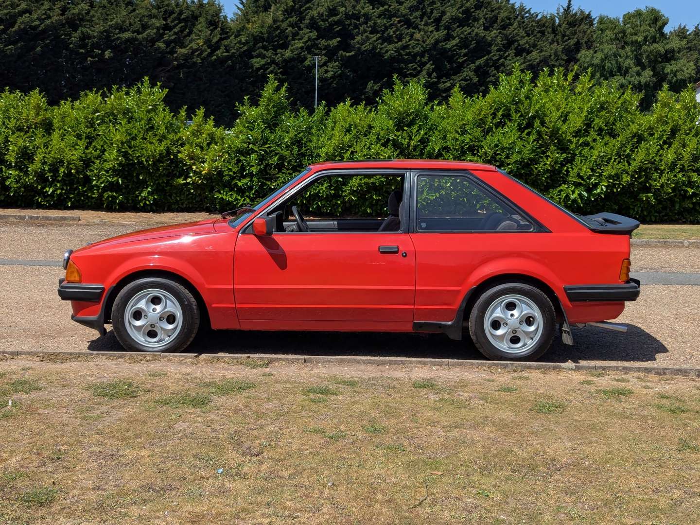 <p>1984 FORD ESCORT XR3I</p>