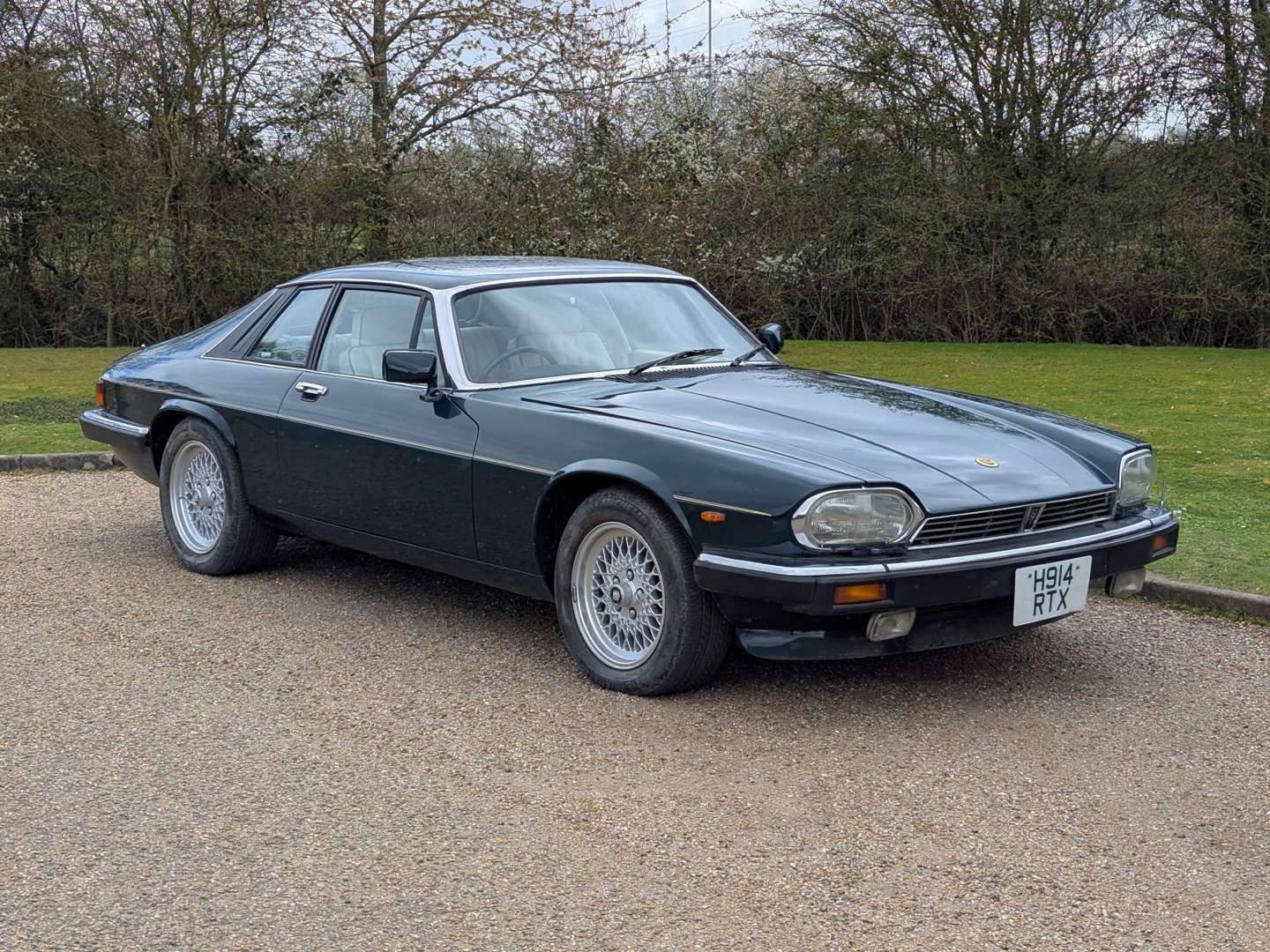 <p>1991 JAGUAR XJ-S LE MANS EDITION</p>