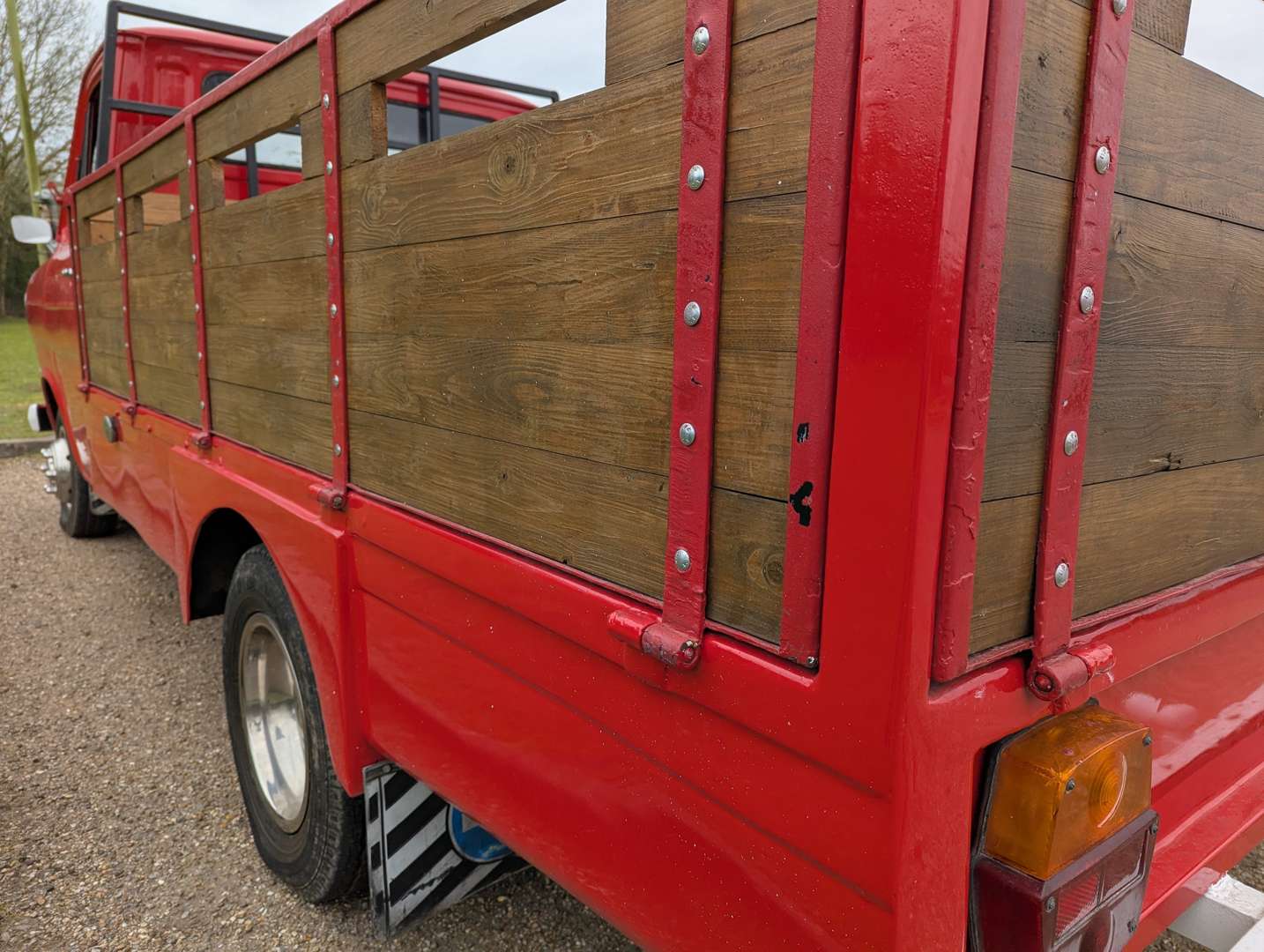 <p>1972 FORD TRANSIT PICK-UP</p>