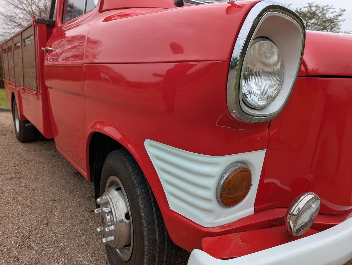 <p>1972 FORD TRANSIT PICK-UP</p>