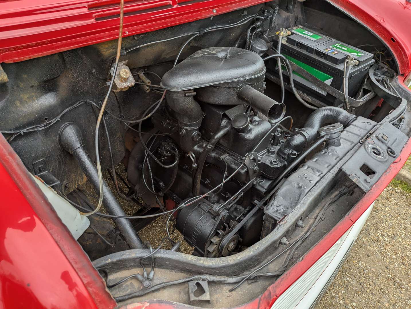 <p>1972 FORD TRANSIT PICK-UP</p>