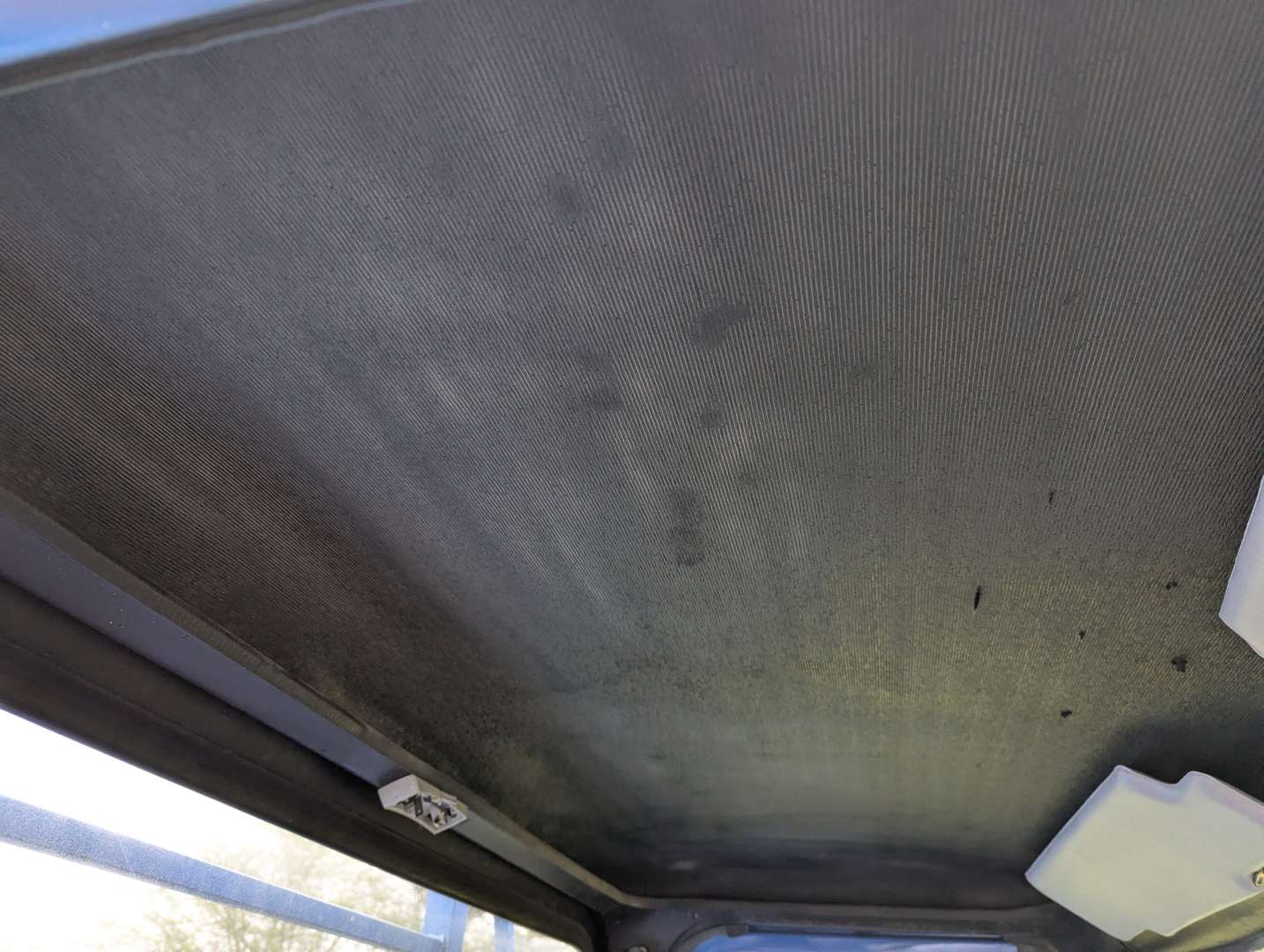 <p>1973 BEDFORD PICK-UP</p>