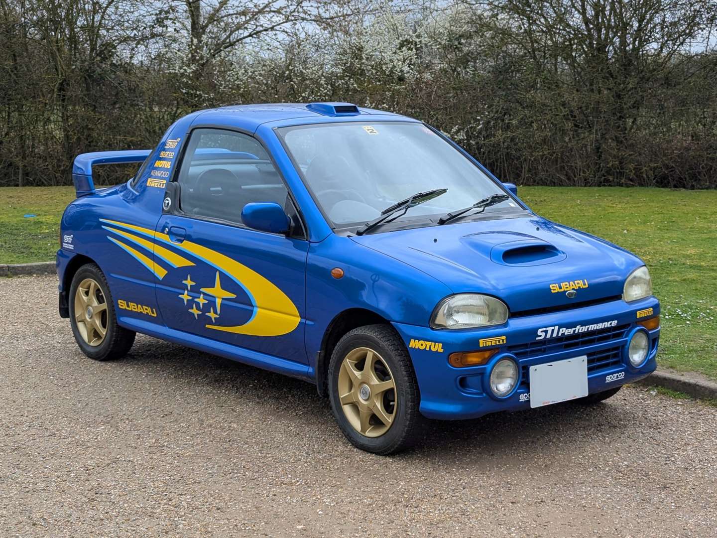 <p>1993 SUBARU VIVIO</p>