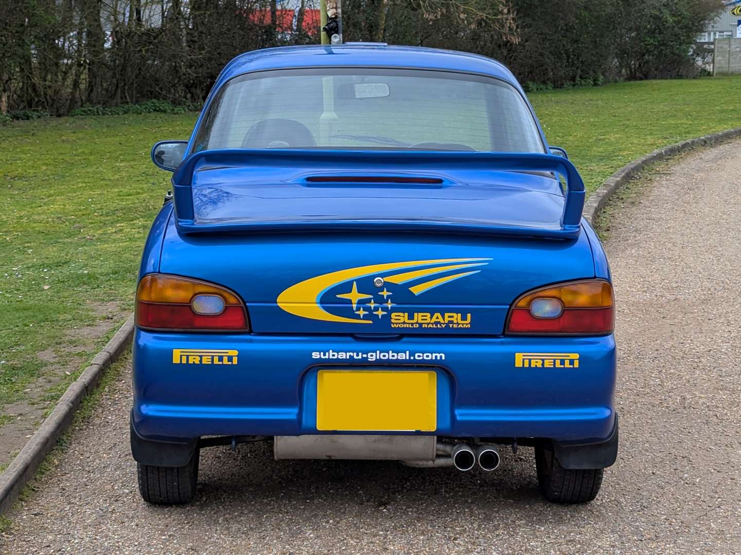 <p>1993 SUBARU VIVIO</p>