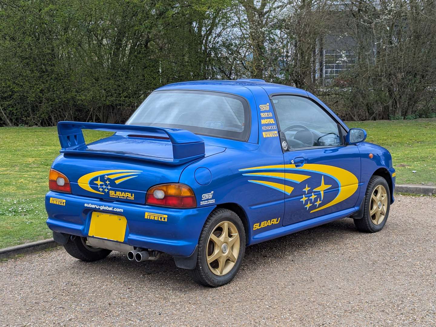 <p>1993 SUBARU VIVIO</p>