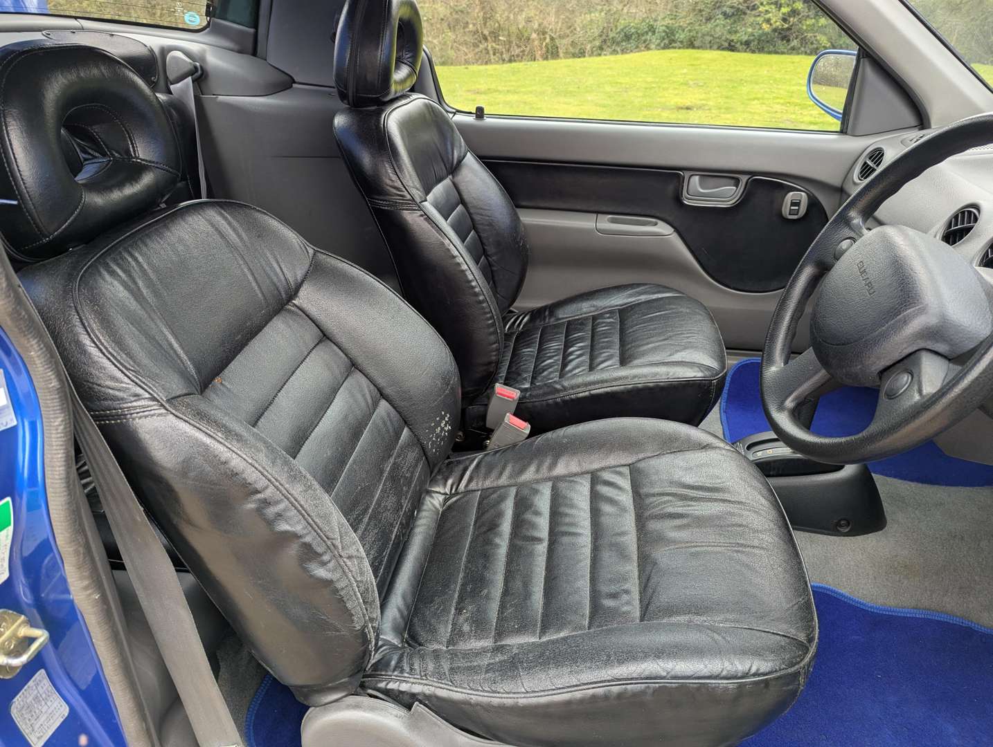 <p>1993 SUBARU VIVIO</p>