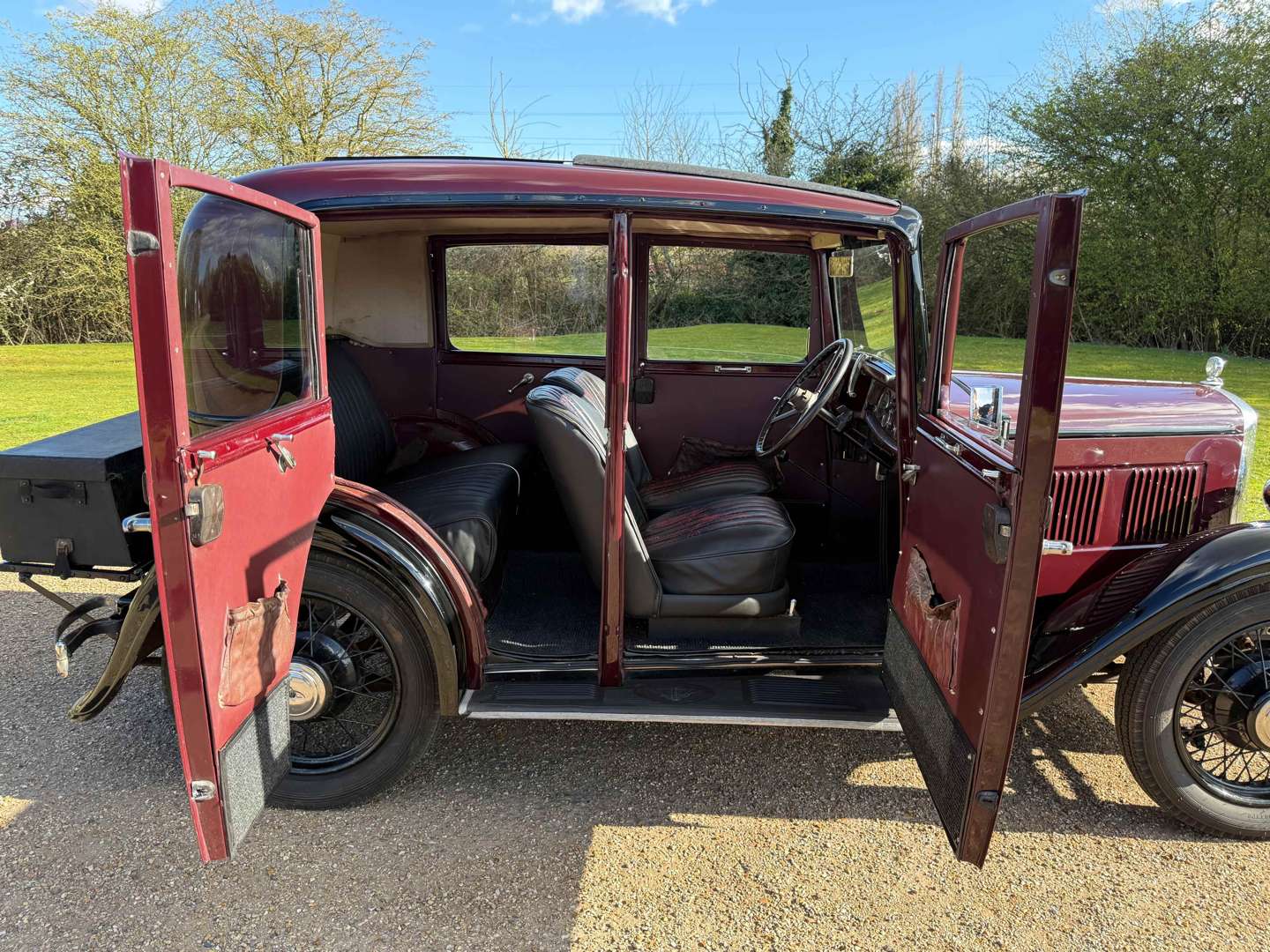 <p>1933 AUSTIN 10/4</p>