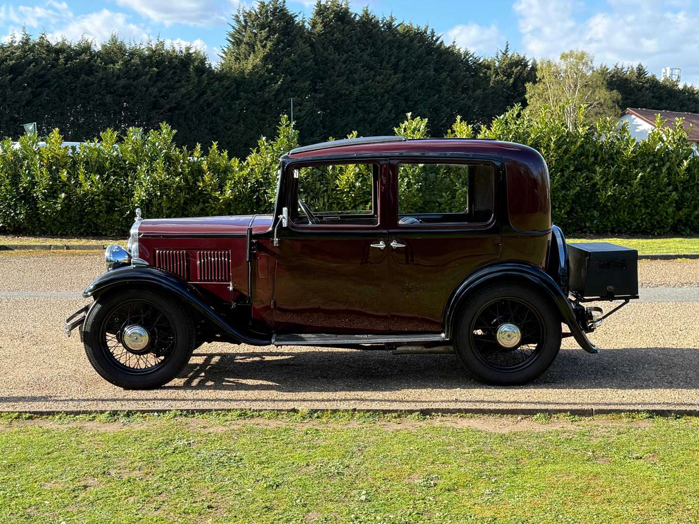 <p>1933 AUSTIN 10/4</p>