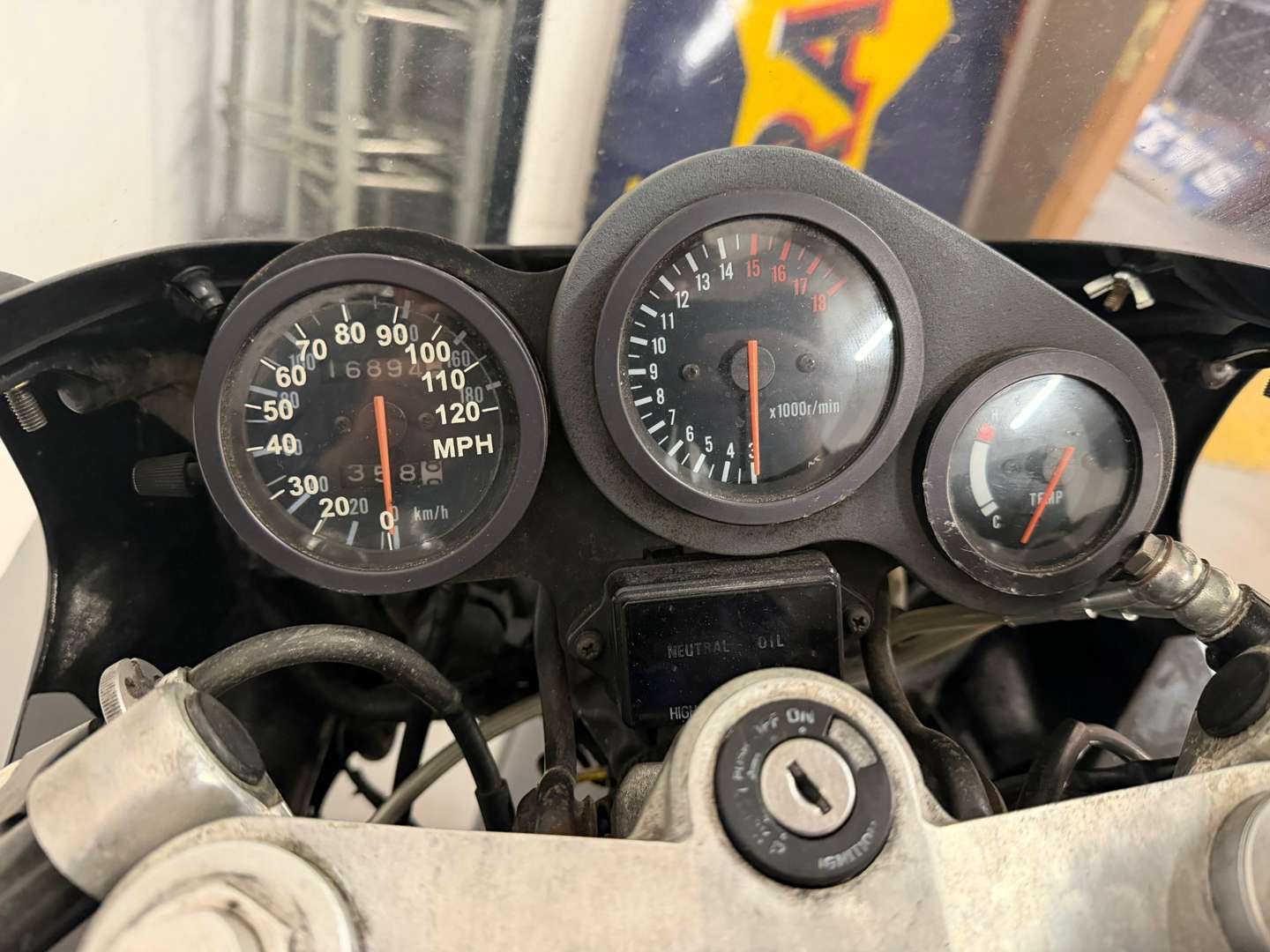 <p>1989 SUZUKI GSXR 400</p>