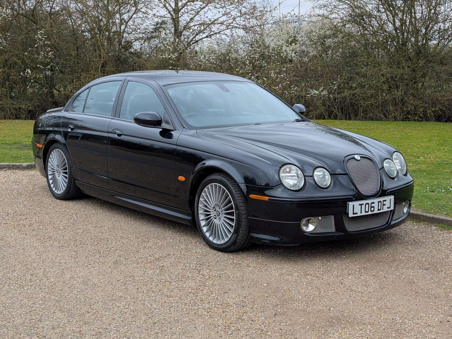 <p>2006 JAGUAR S-TYPE XS 3.0 AUTO</p>