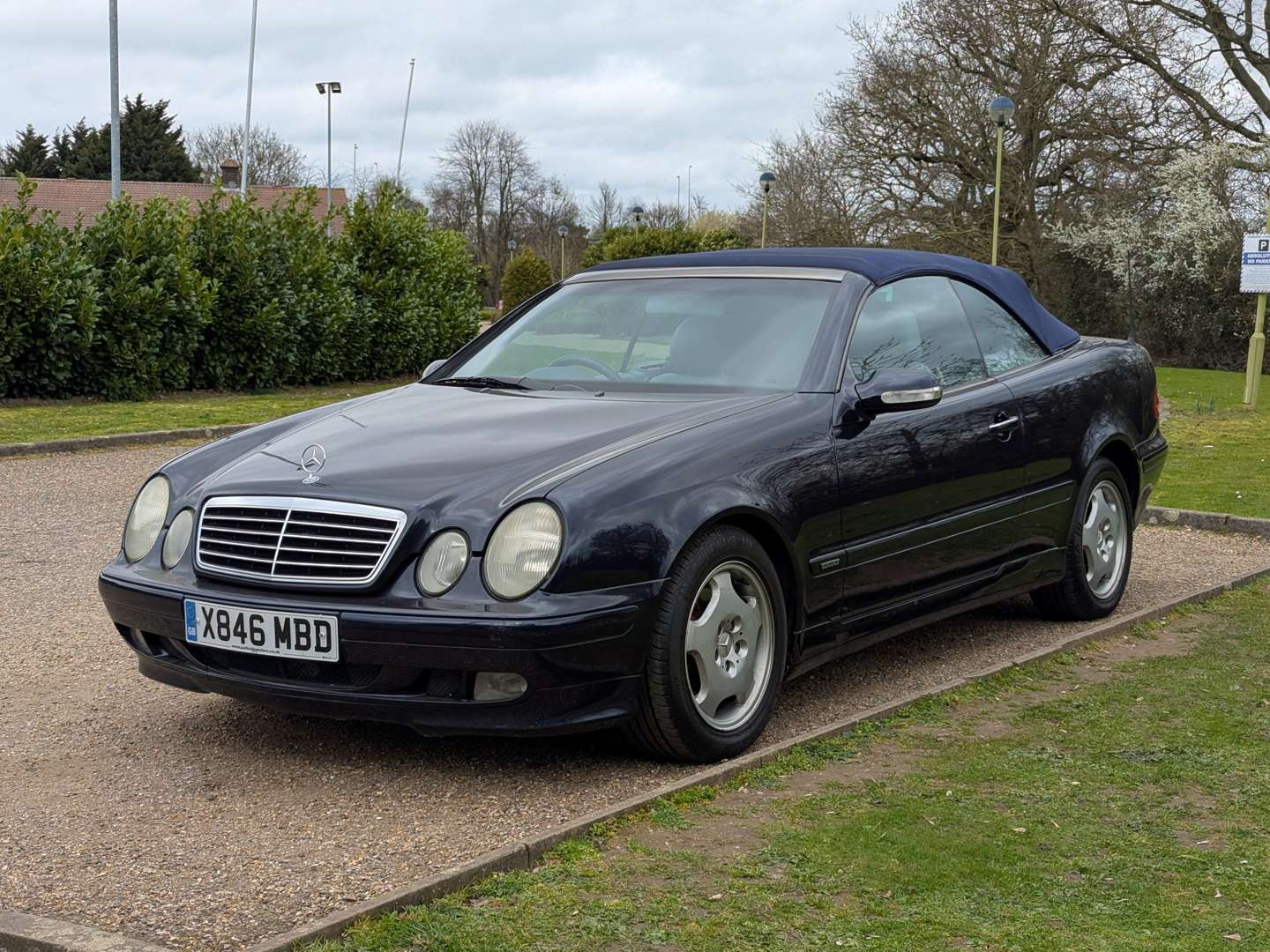 <p>2001 MERCEDES CLK 320 ELEGANCE C208 AUTO</p>