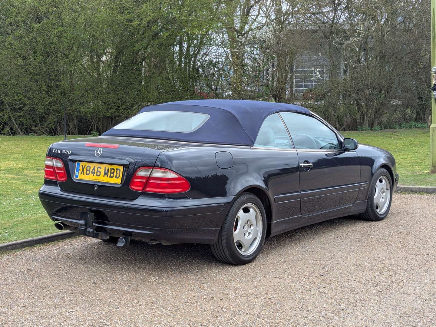 <p>2001 MERCEDES CLK 320 ELEGANCE C208 AUTO</p>