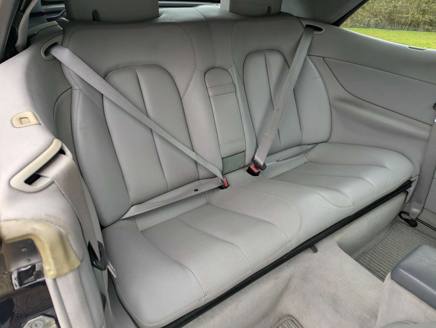 <p>2001 MERCEDES CLK 320 ELEGANCE C208 AUTO</p>