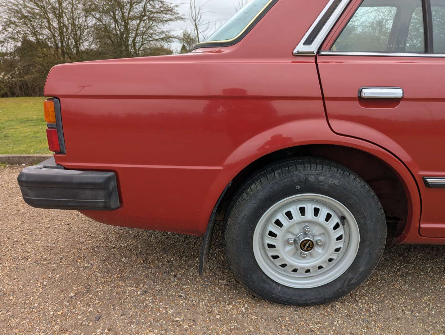 <p>1982 TRIUMPH ACCLAIM HLS TRIO AUTO</p>