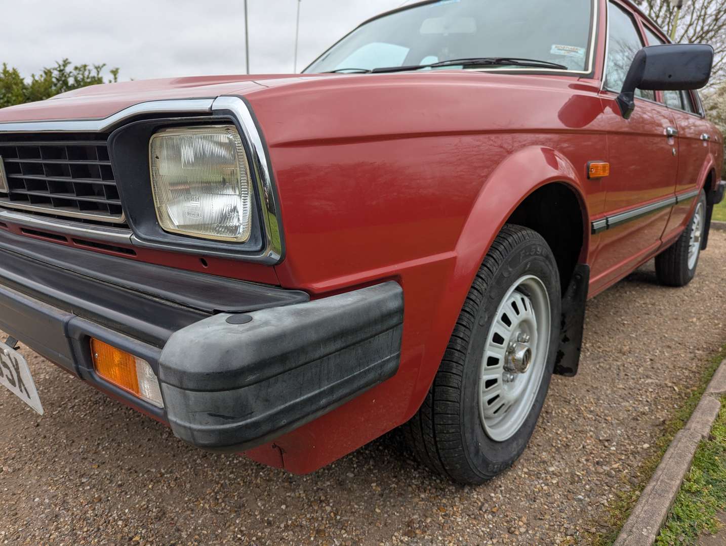 <p>1982 TRIUMPH ACCLAIM HLS TRIO AUTO</p>