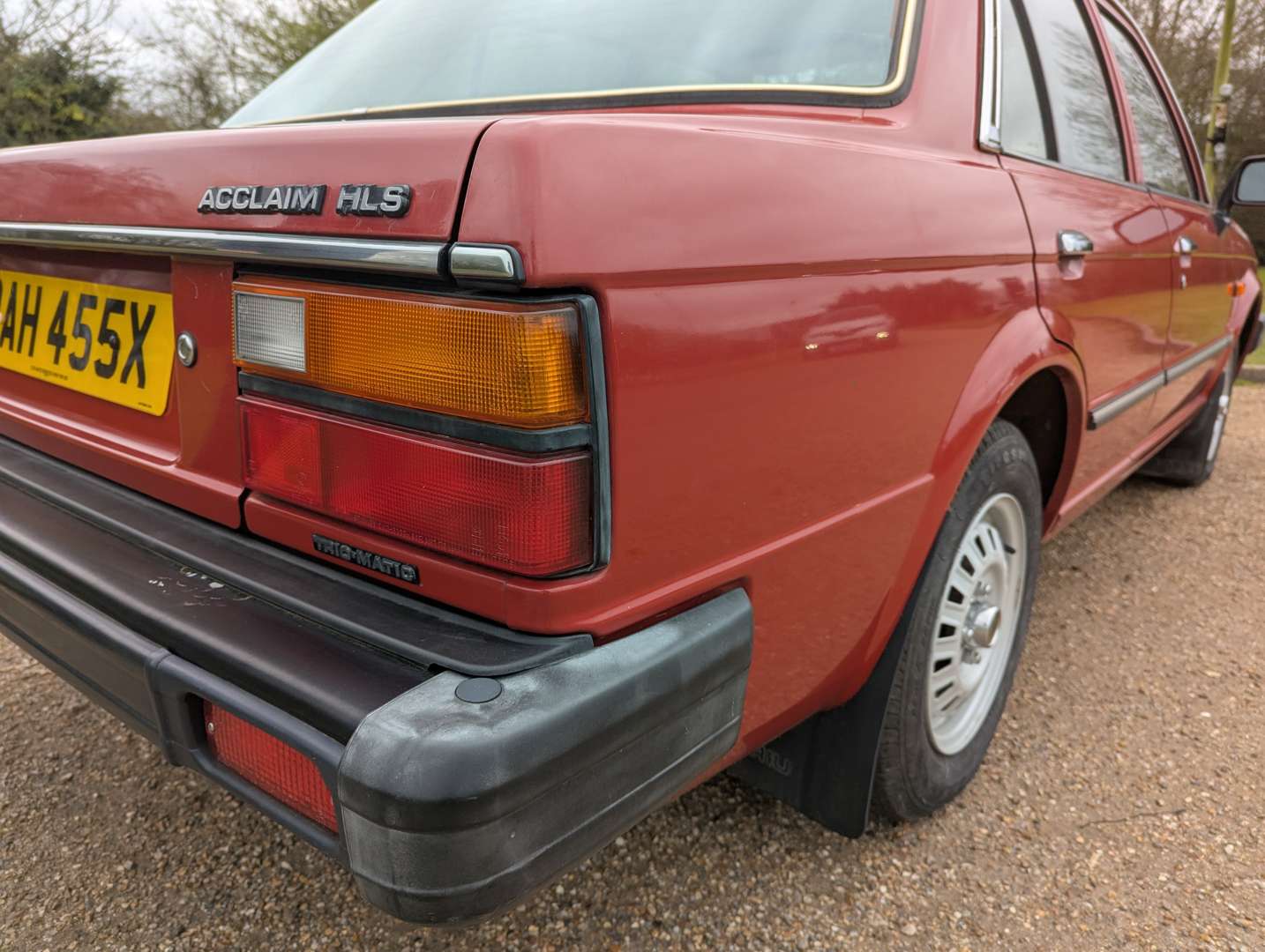 <p>1982 TRIUMPH ACCLAIM HLS TRIO AUTO</p>