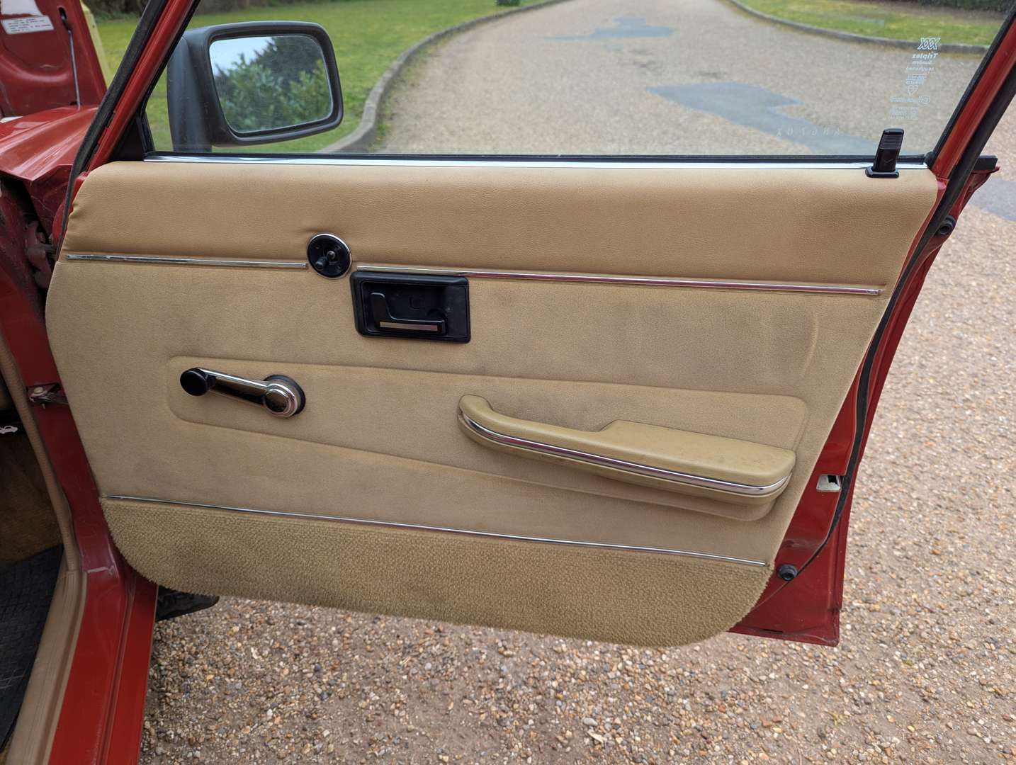 <p>1982 TRIUMPH ACCLAIM HLS TRIO AUTO</p>