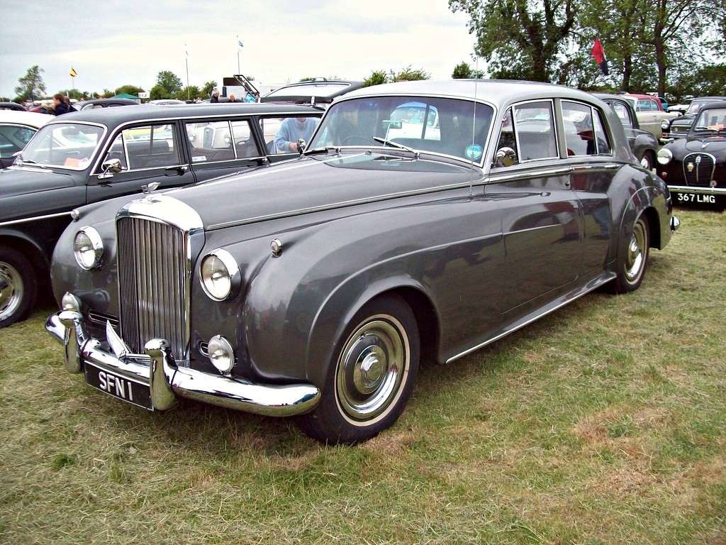 <p>1960 BENTLEY S2</p>