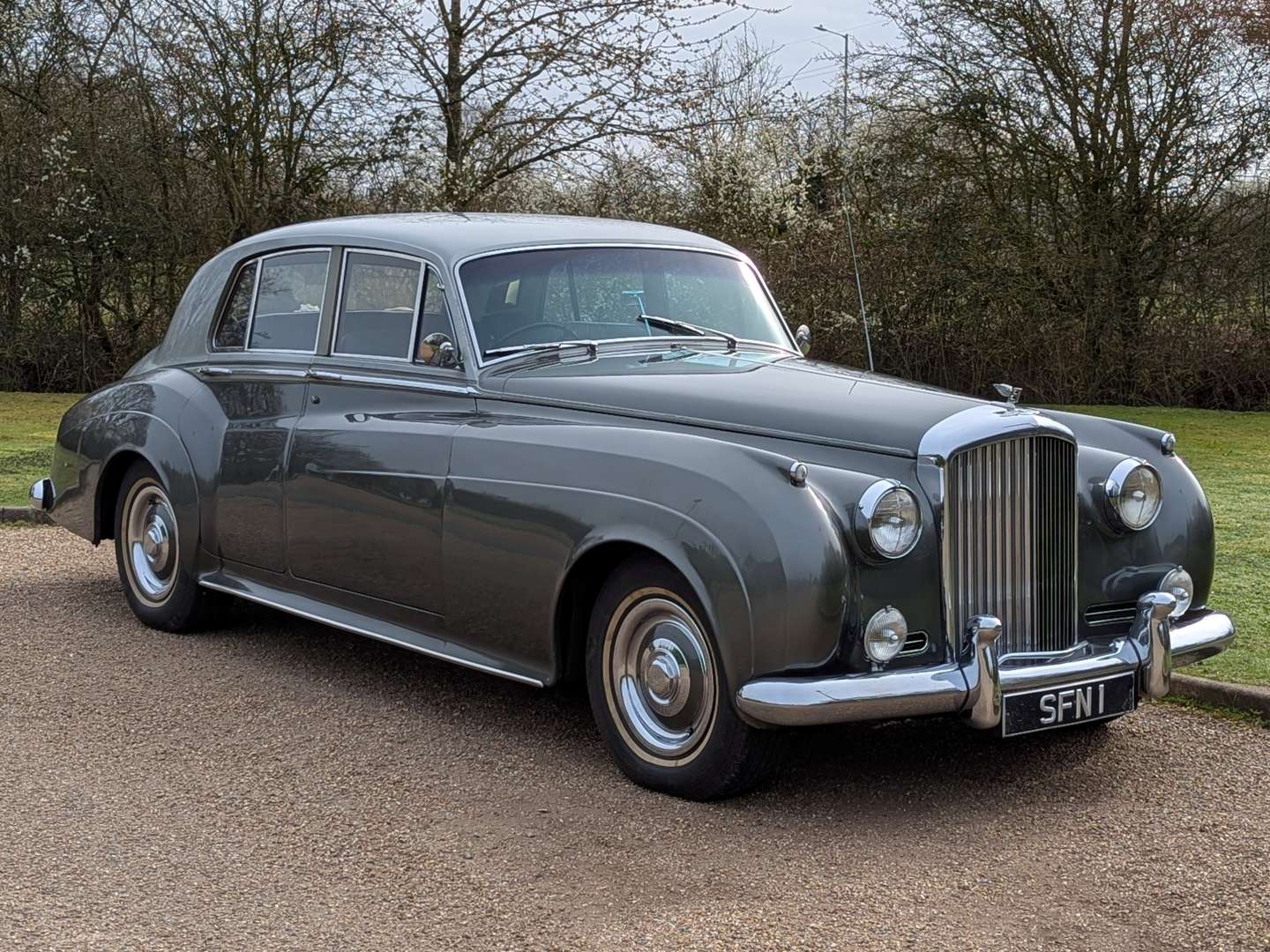 <p>1960 BENTLEY S2</p>