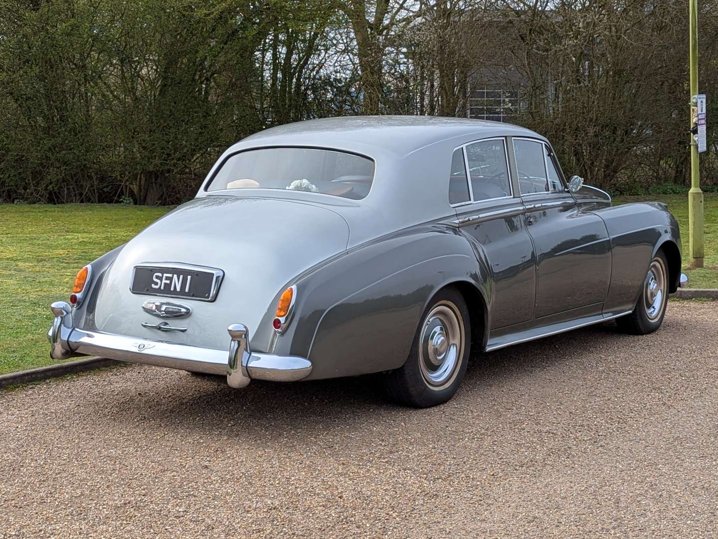 <p>1960 BENTLEY S2</p>