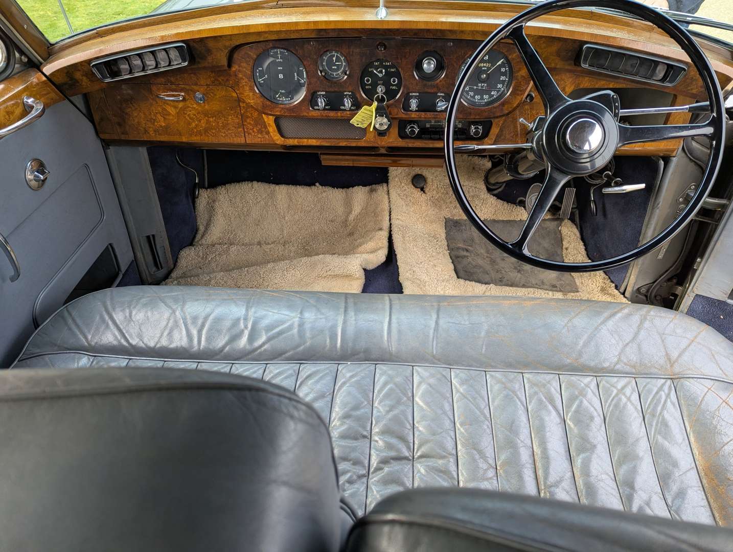 <p>1960 BENTLEY S2</p>