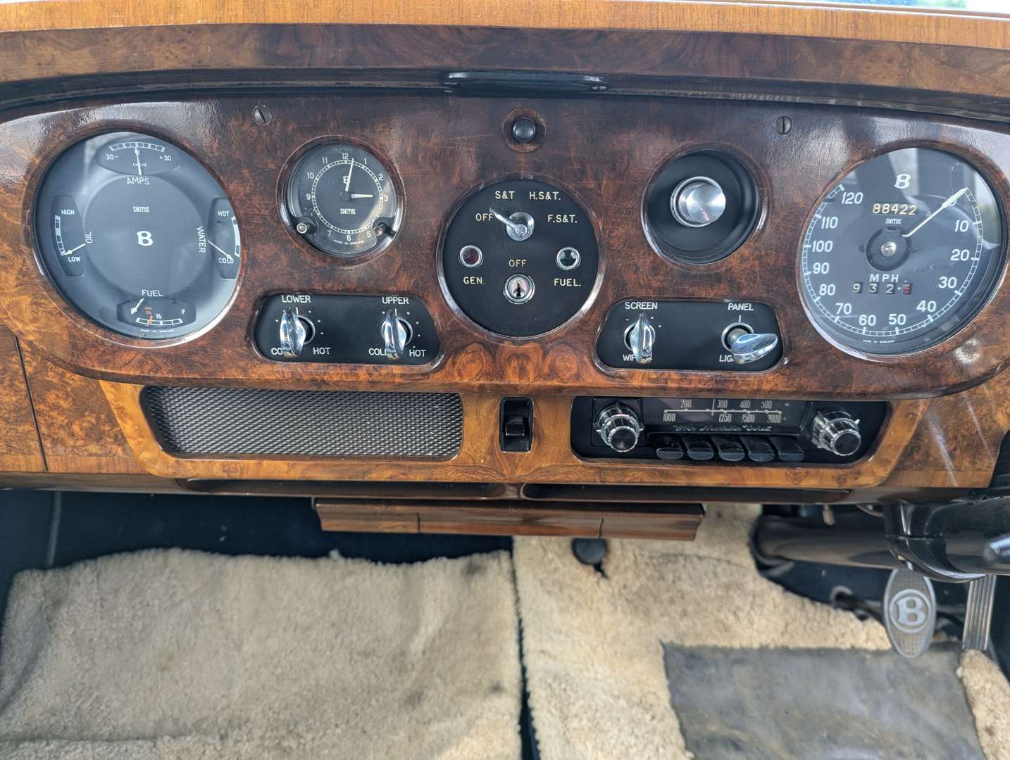 <p>1960 BENTLEY S2</p>