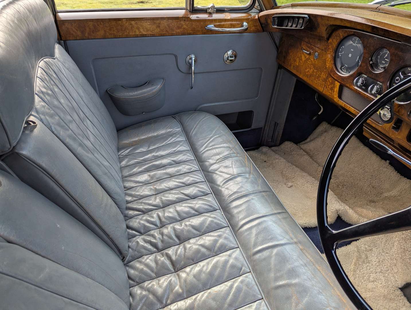 <p>1960 BENTLEY S2</p>