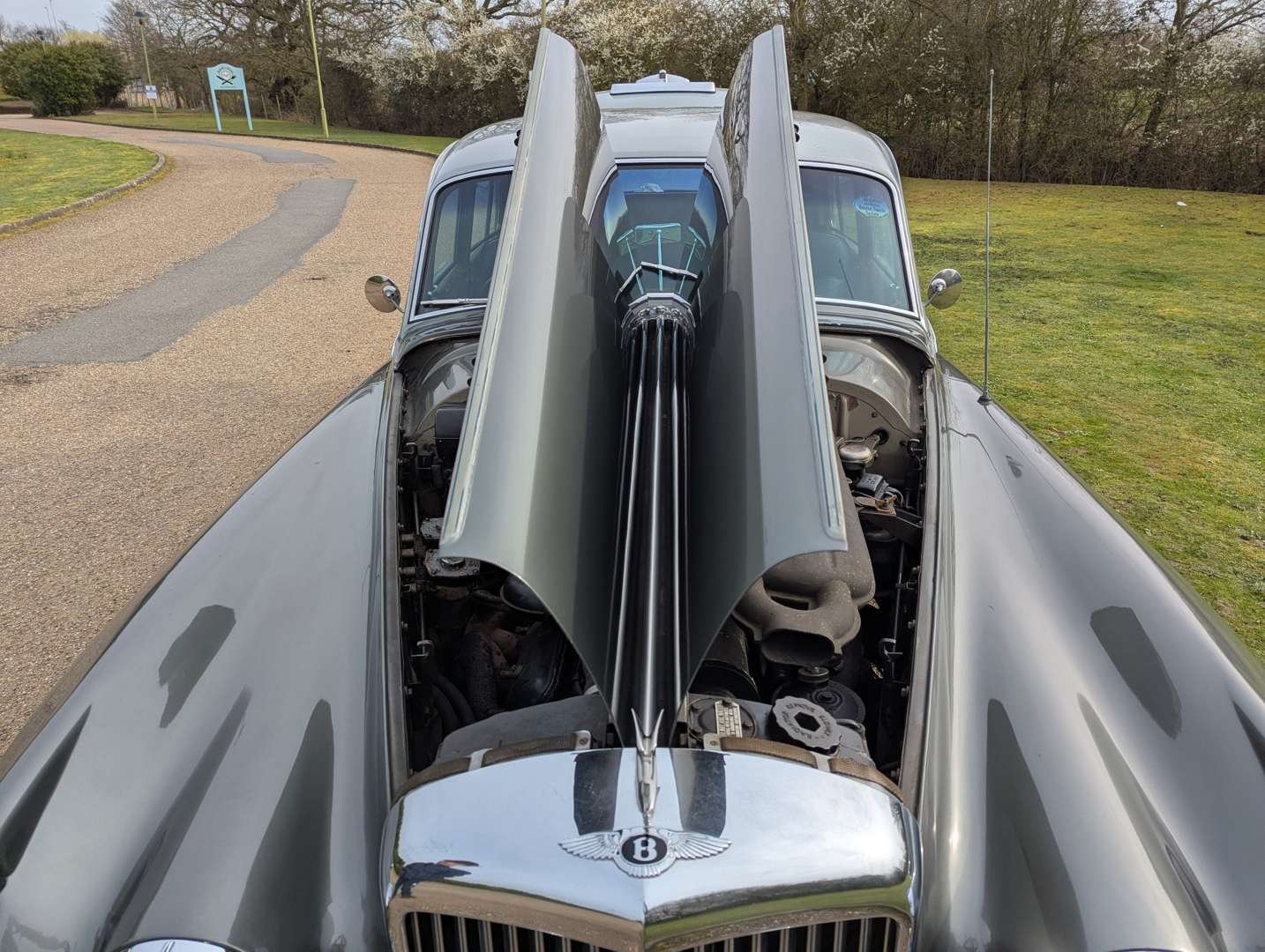 <p>1960 BENTLEY S2</p>