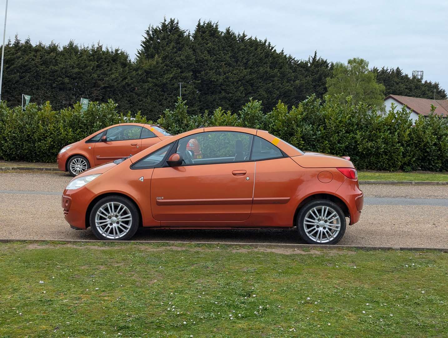 <p>PAIR OF MITSUBISHI COLT CZC</p>