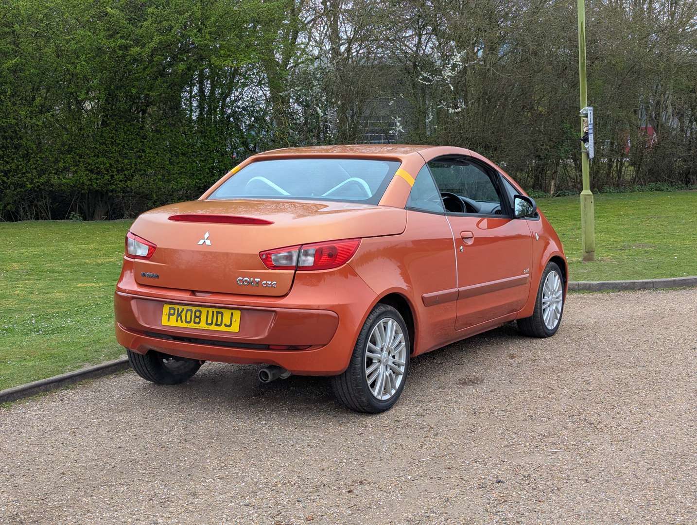 <p>PAIR OF MITSUBISHI COLT CZC</p>