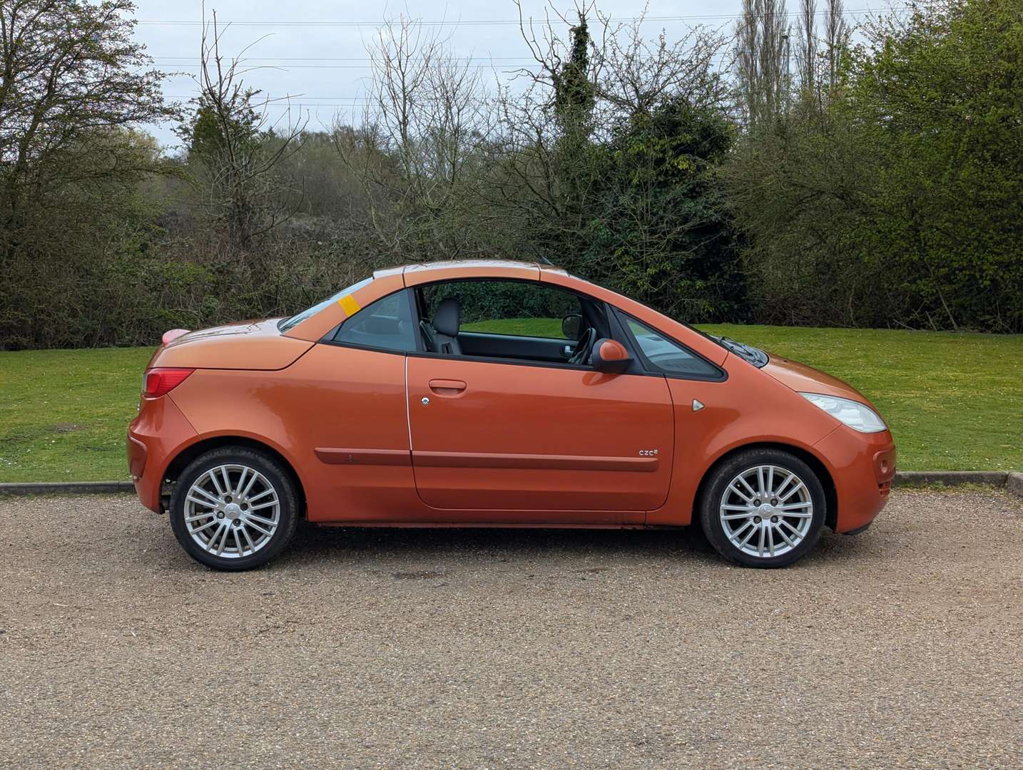 <p>PAIR OF MITSUBISHI COLT CZC</p>