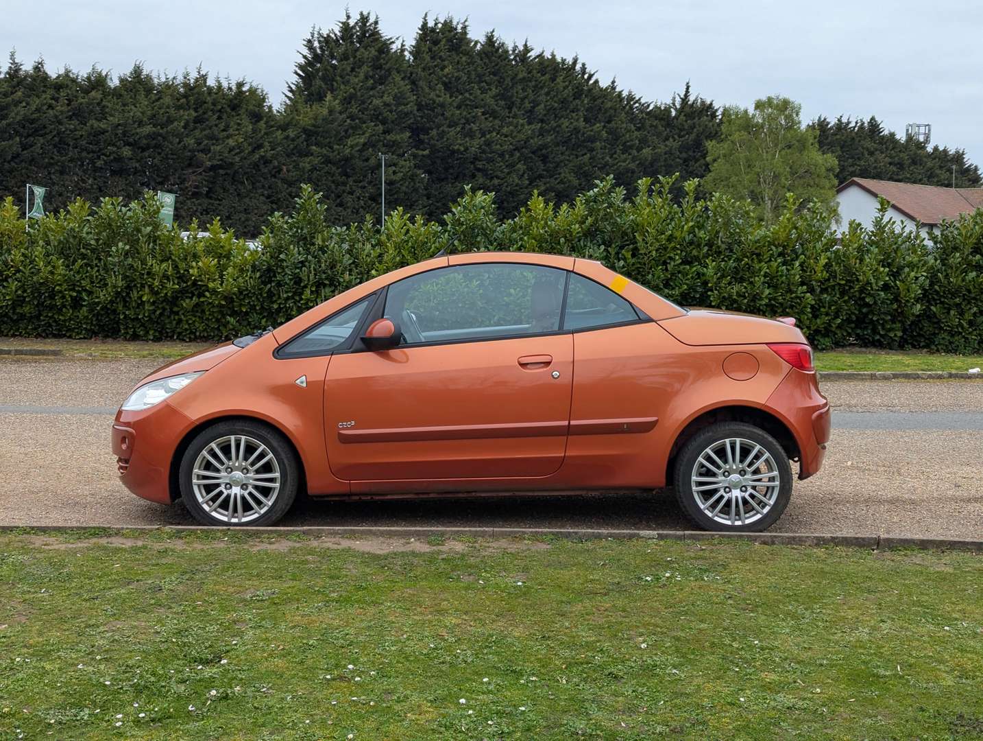 <p>PAIR OF MITSUBISHI COLT CZC</p>