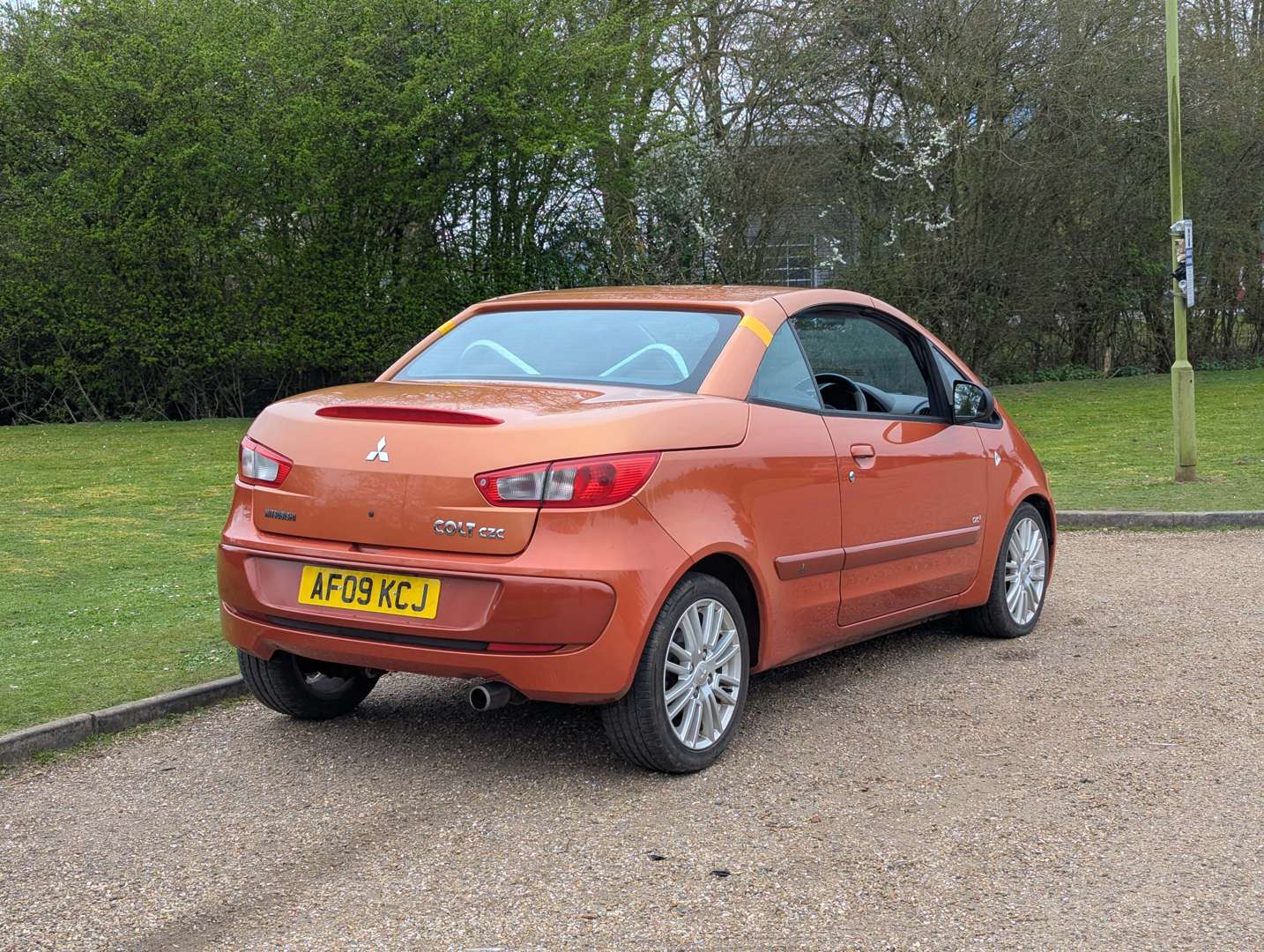 <p>PAIR OF MITSUBISHI COLT CZC</p>