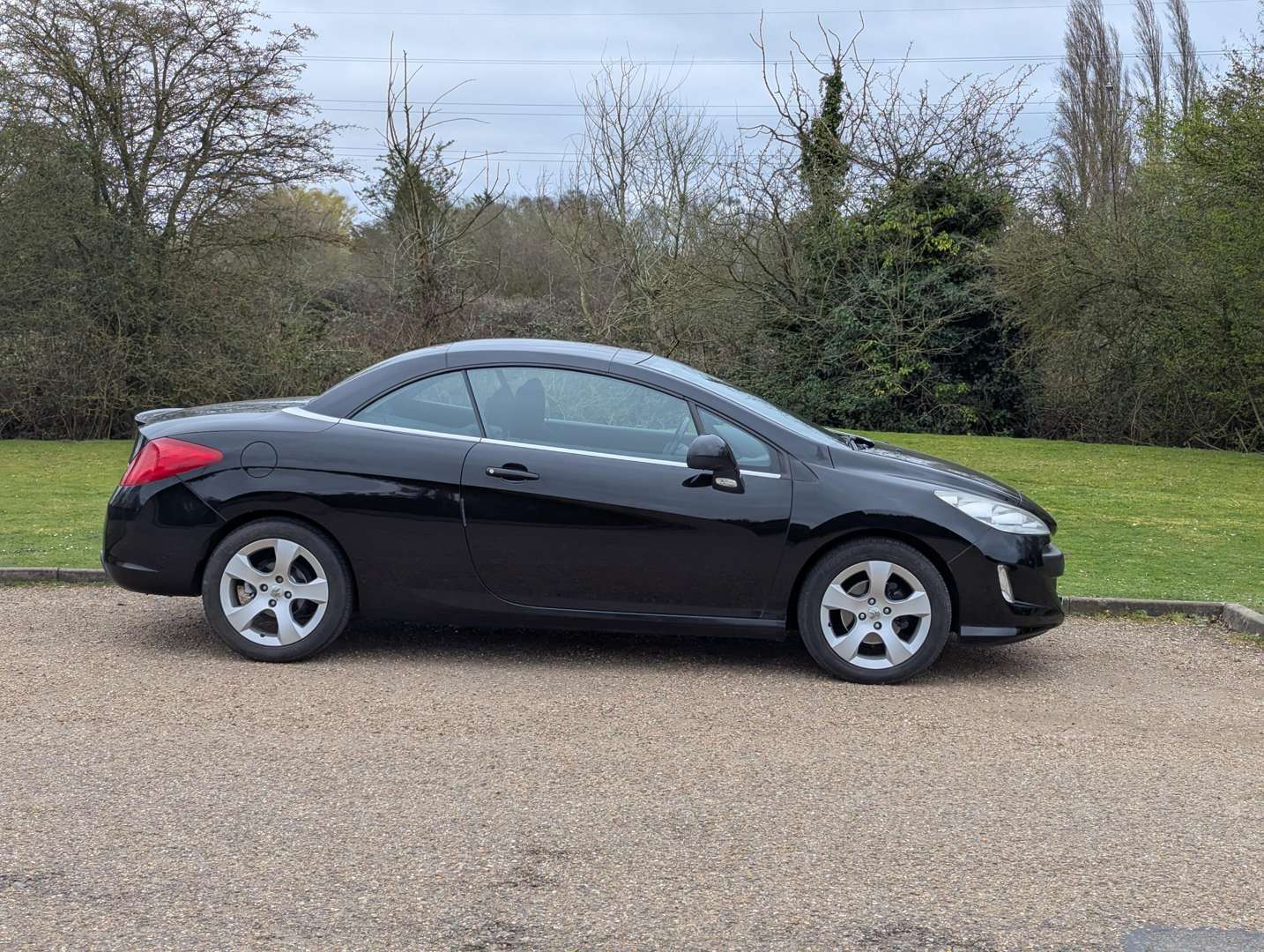 <p>2011 PEUGEOT 308 SPORT CC HDI</p>