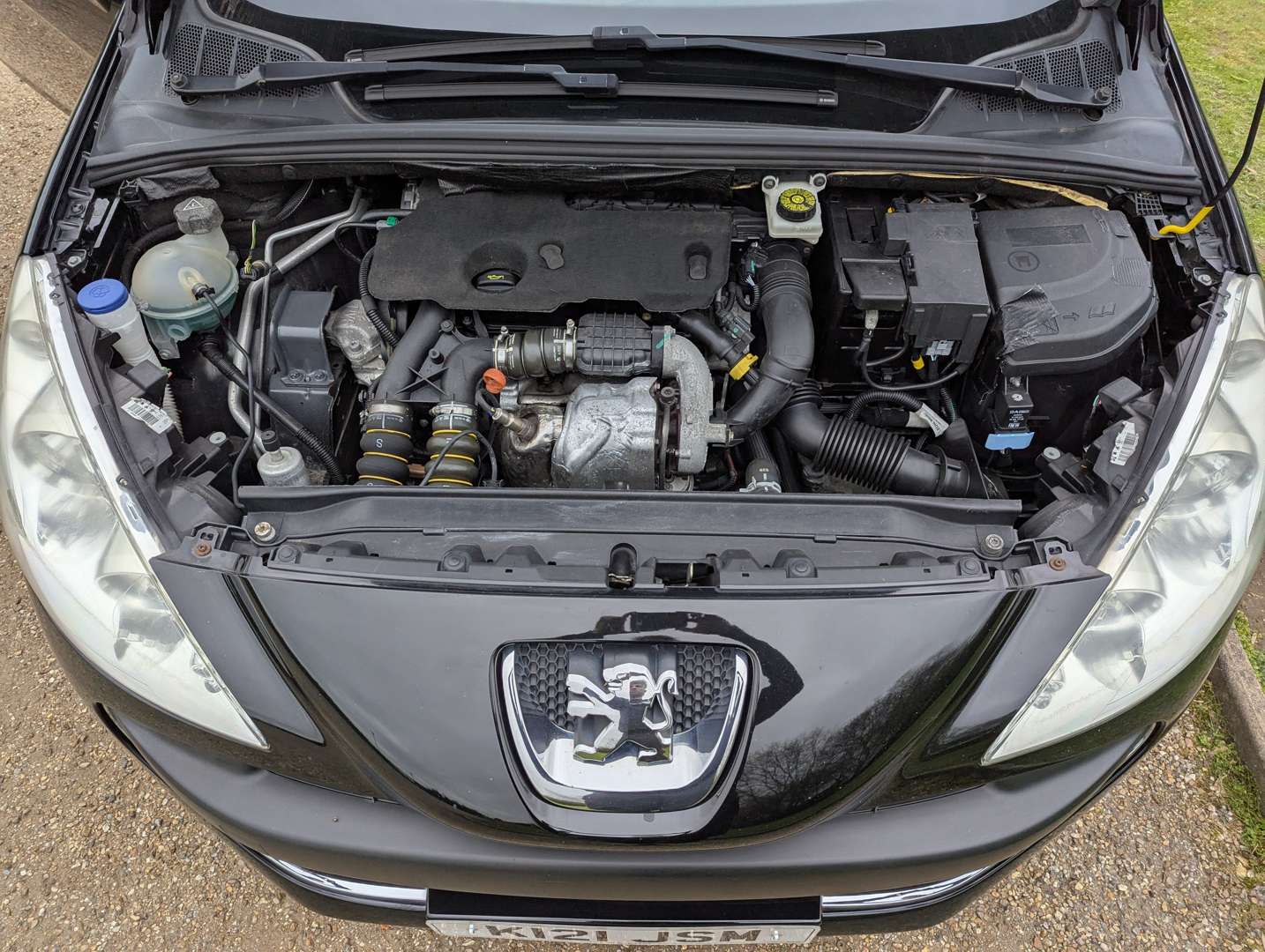 <p>2011 PEUGEOT 308 SPORT CC HDI</p>