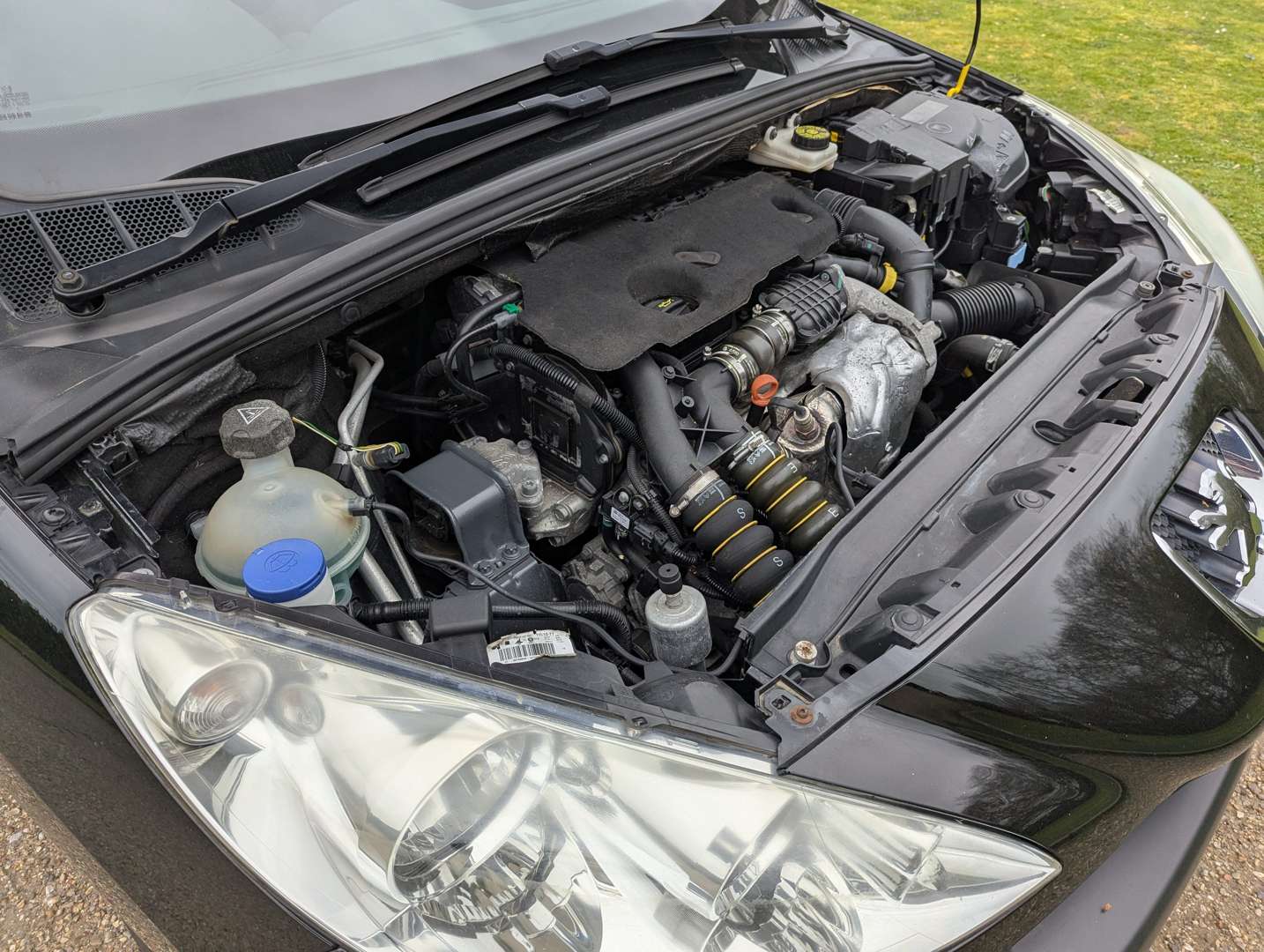 <p>2011 PEUGEOT 308 SPORT CC HDI</p>