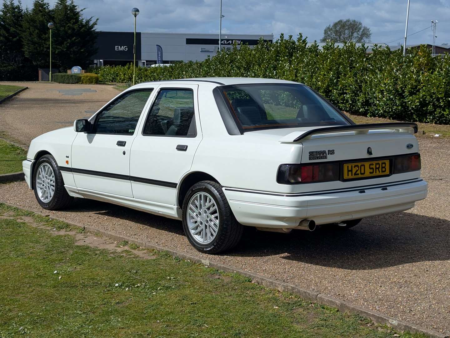 <p>1991 FORD SIERRA SAPPHIRE 4X4 RS COSWORTH</p>