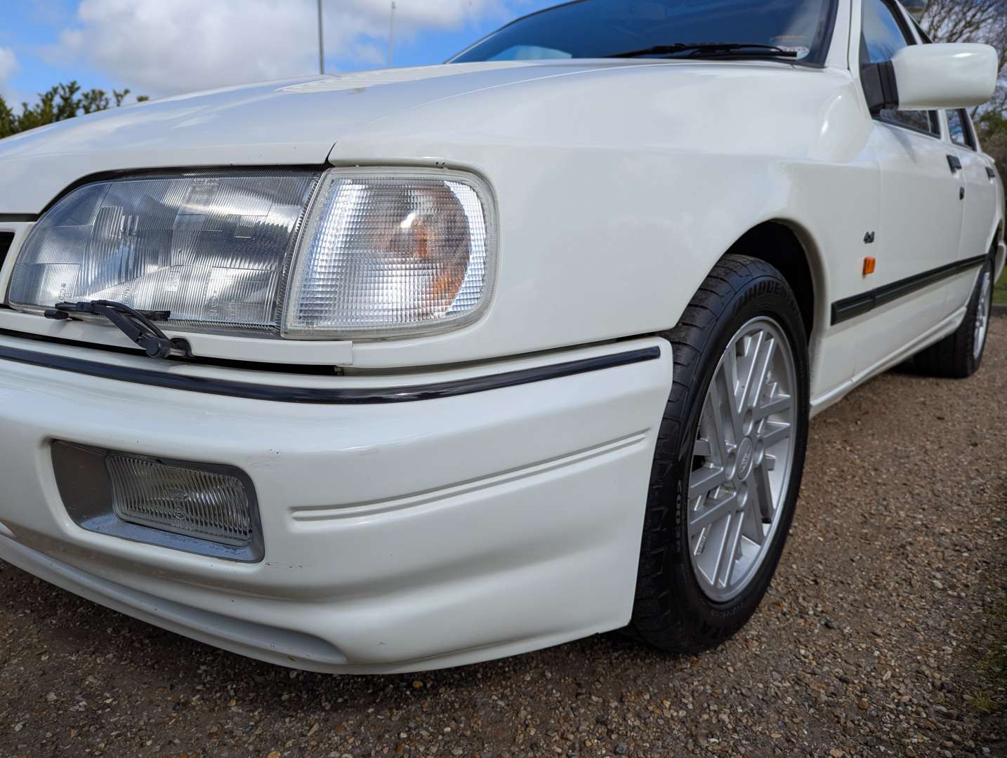 <p>1991 FORD SIERRA SAPPHIRE 4X4 RS COSWORTH</p>