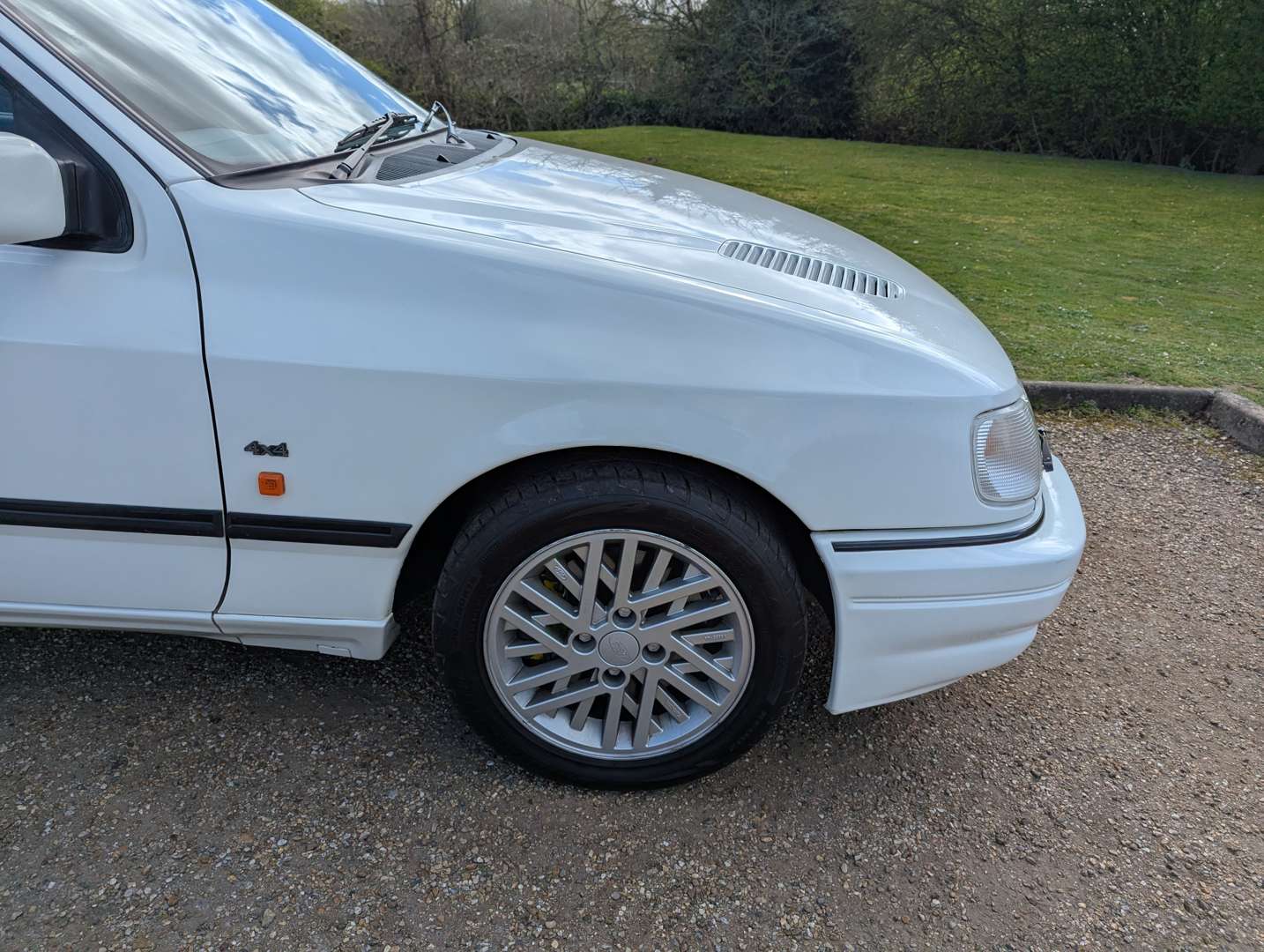 <p>1991 FORD SIERRA SAPPHIRE 4X4 RS COSWORTH</p>