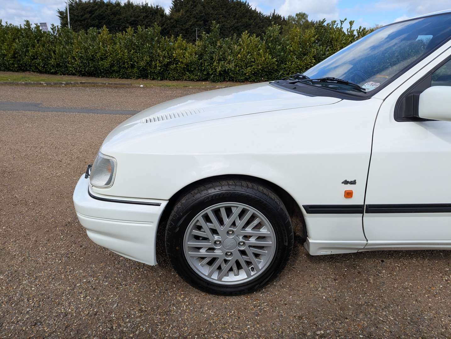 <p>1991 FORD SIERRA SAPPHIRE 4X4 RS COSWORTH</p>