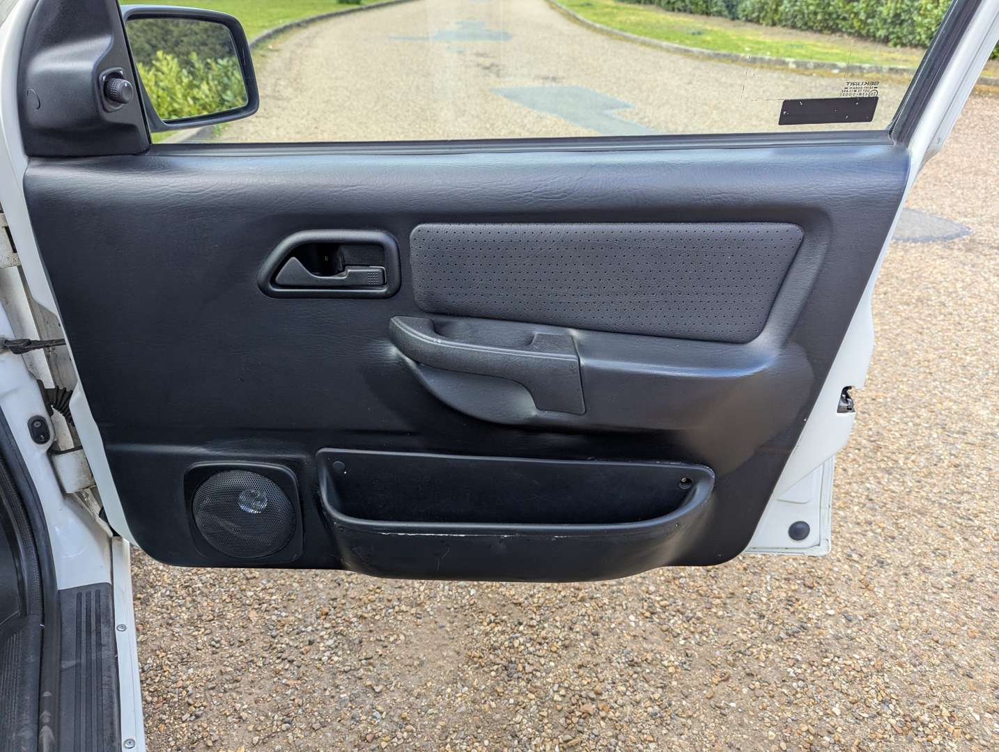 <p>1991 FORD SIERRA SAPPHIRE 4X4 RS COSWORTH</p>