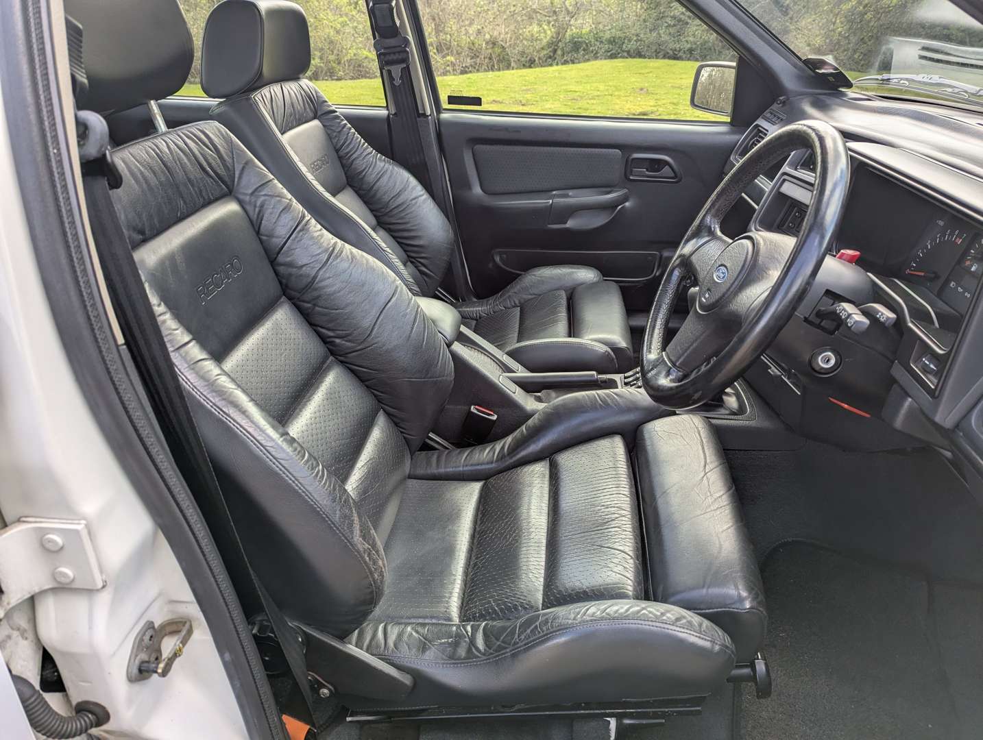 <p>1991 FORD SIERRA SAPPHIRE 4X4 RS COSWORTH</p>